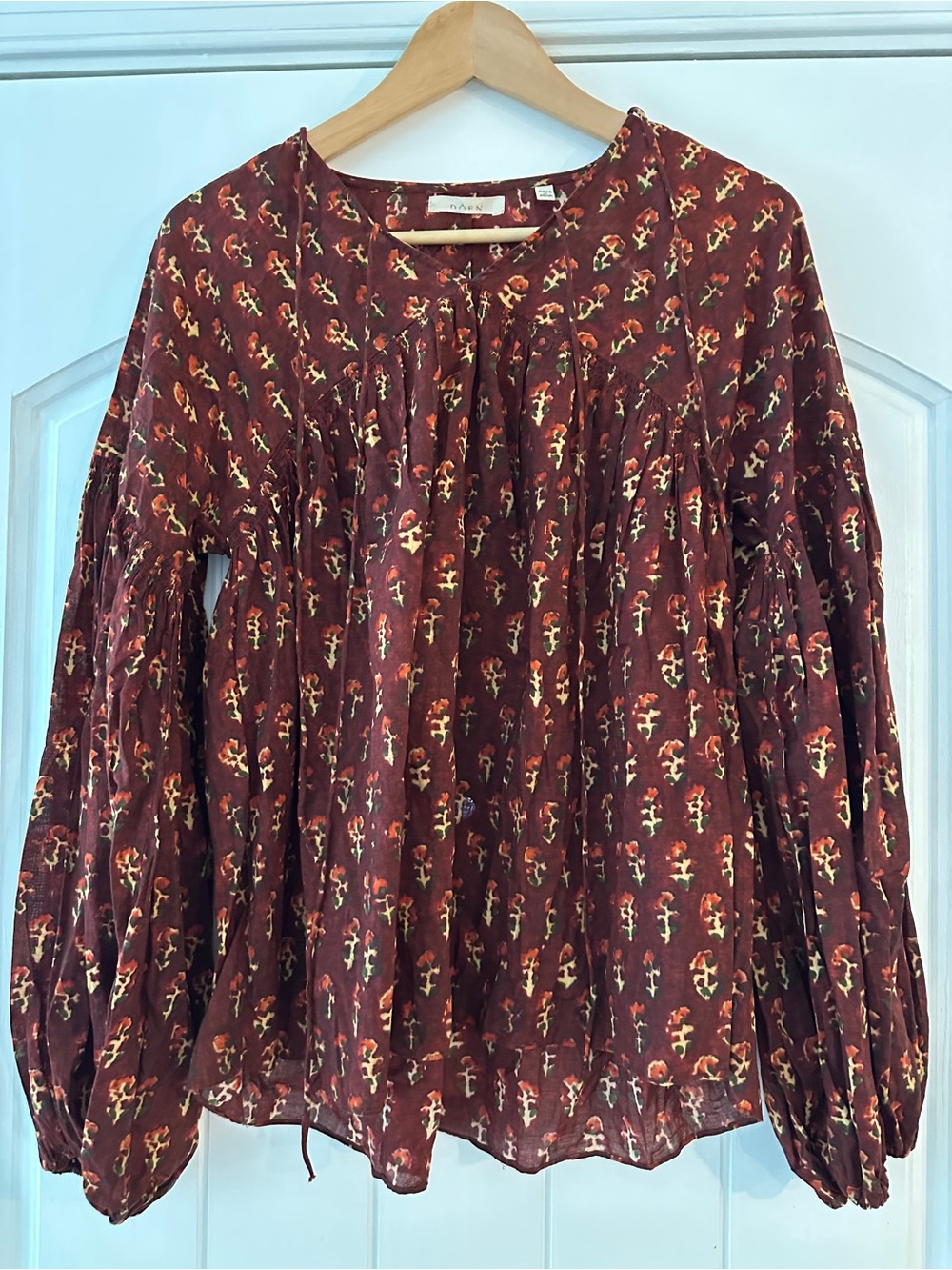 Doen Burgundy Floral Peasant Blouse with Puff Sleeves Sz S